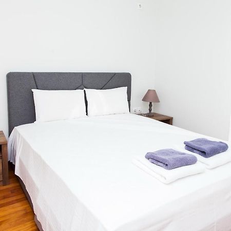 Modern Apt In Heart Of Paleo Faliro! Apartment Athens Exterior photo