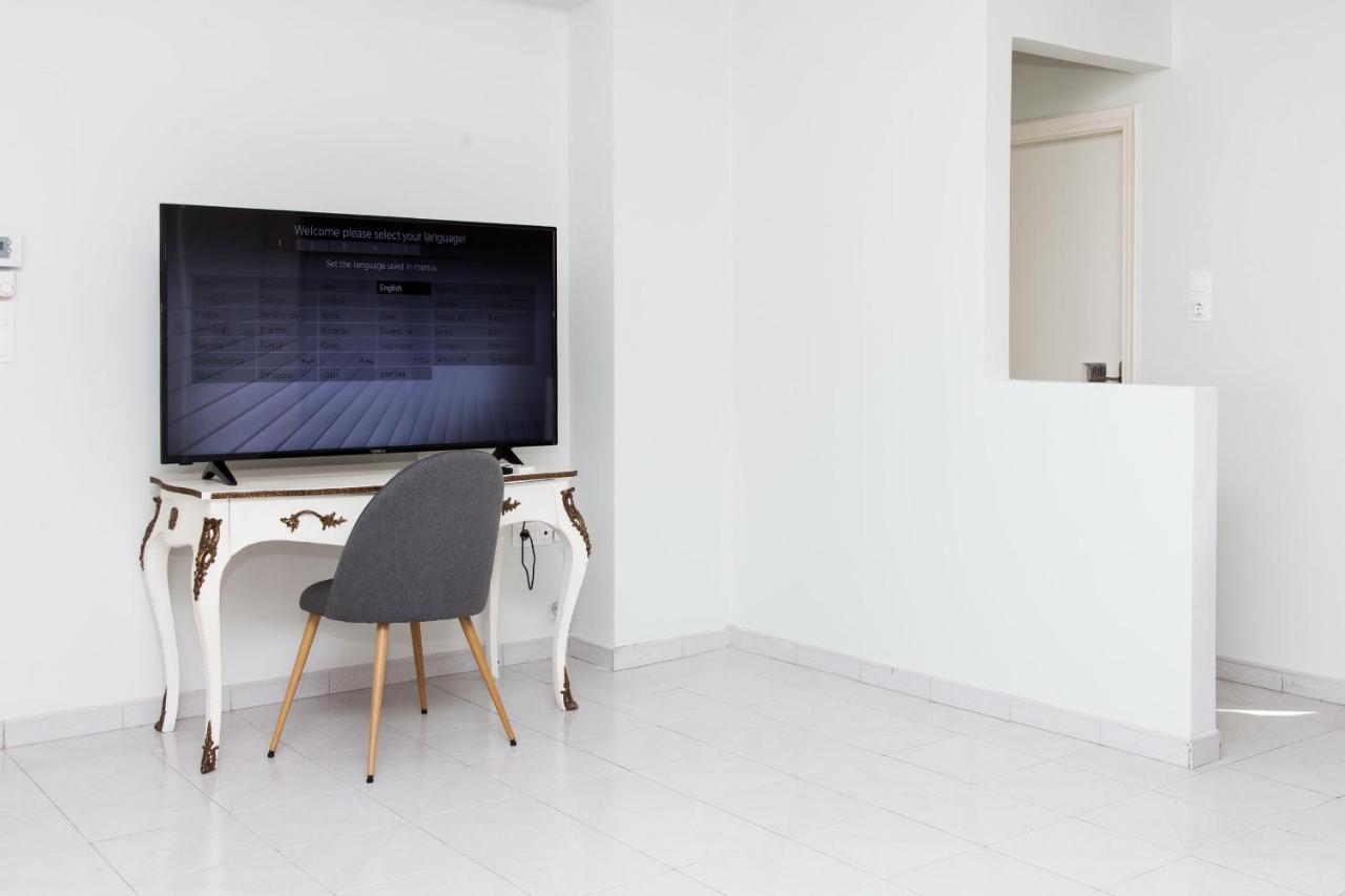 Modern Apt In Heart Of Paleo Faliro! Apartment Athens Exterior photo