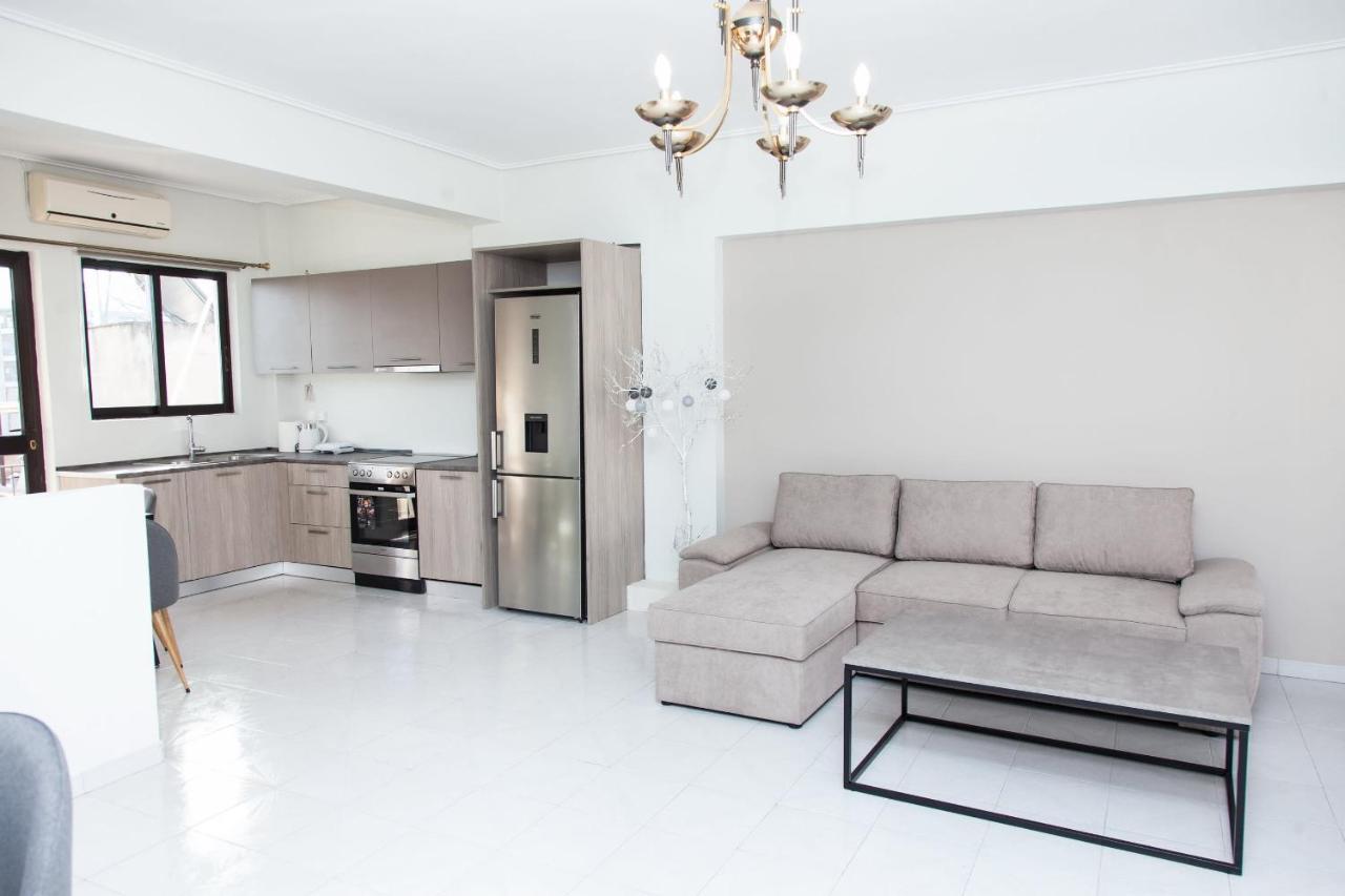 Modern Apt In Heart Of Paleo Faliro! Apartment Athens Exterior photo